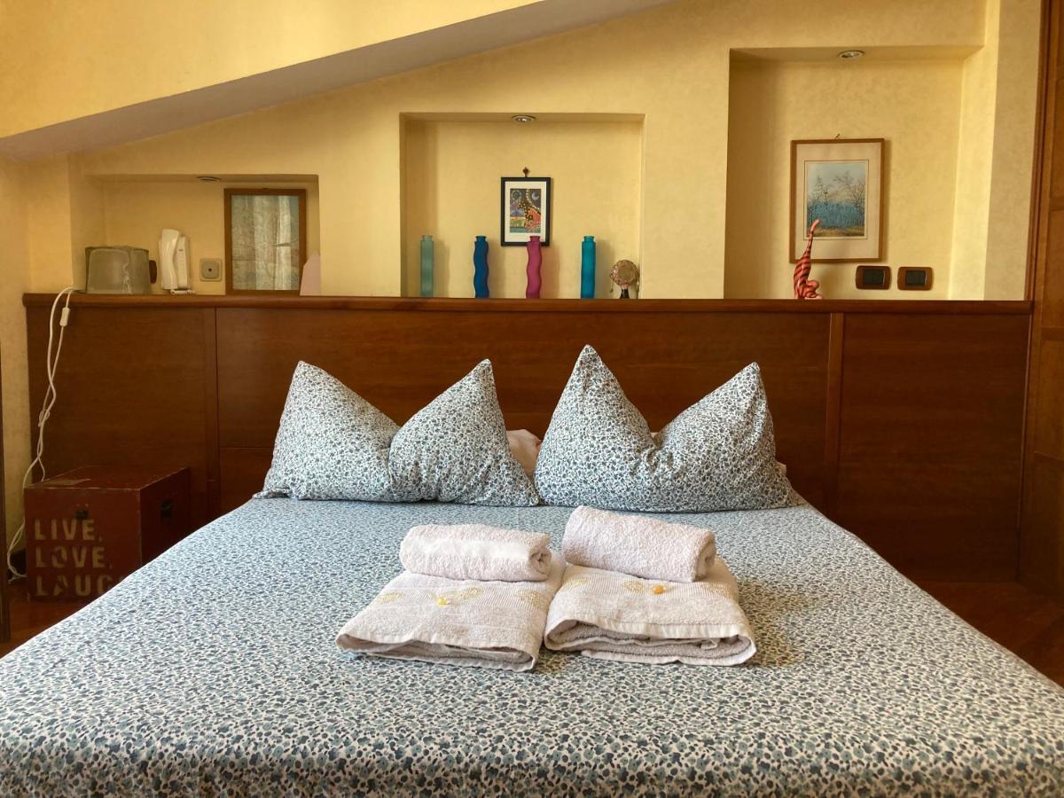 Jfk B & B Ciampino Buitenkant foto